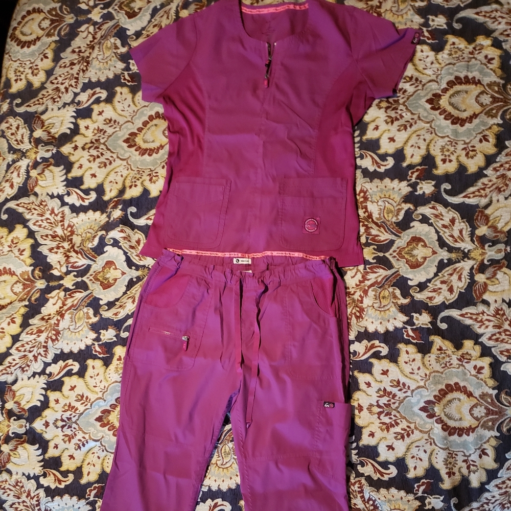 Koi lite uniform set